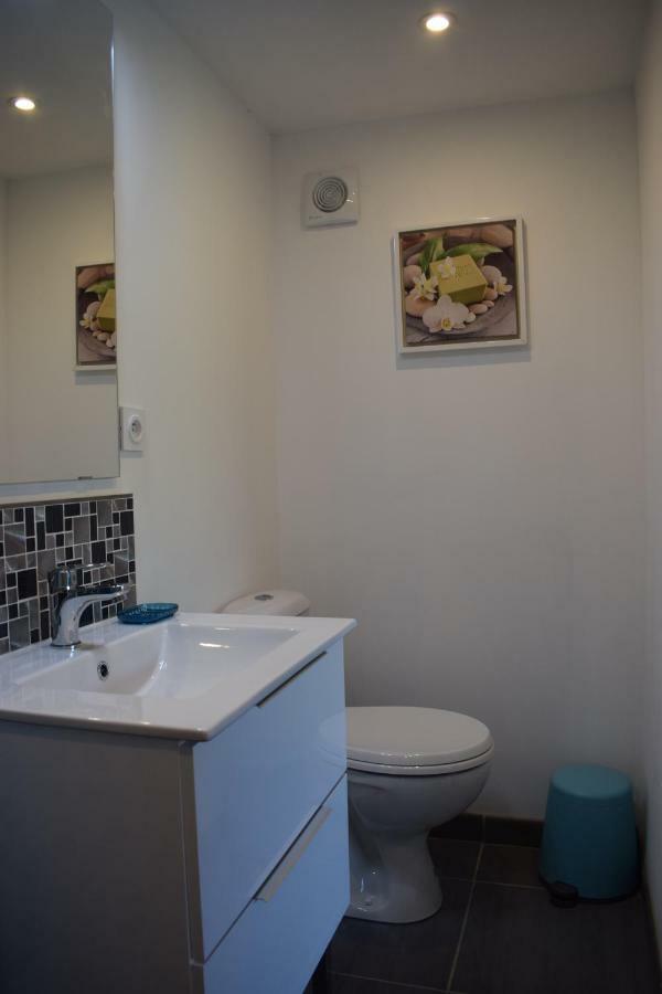 Loft Le Mistral Avec Exterieur En Saison Appartement Maillane