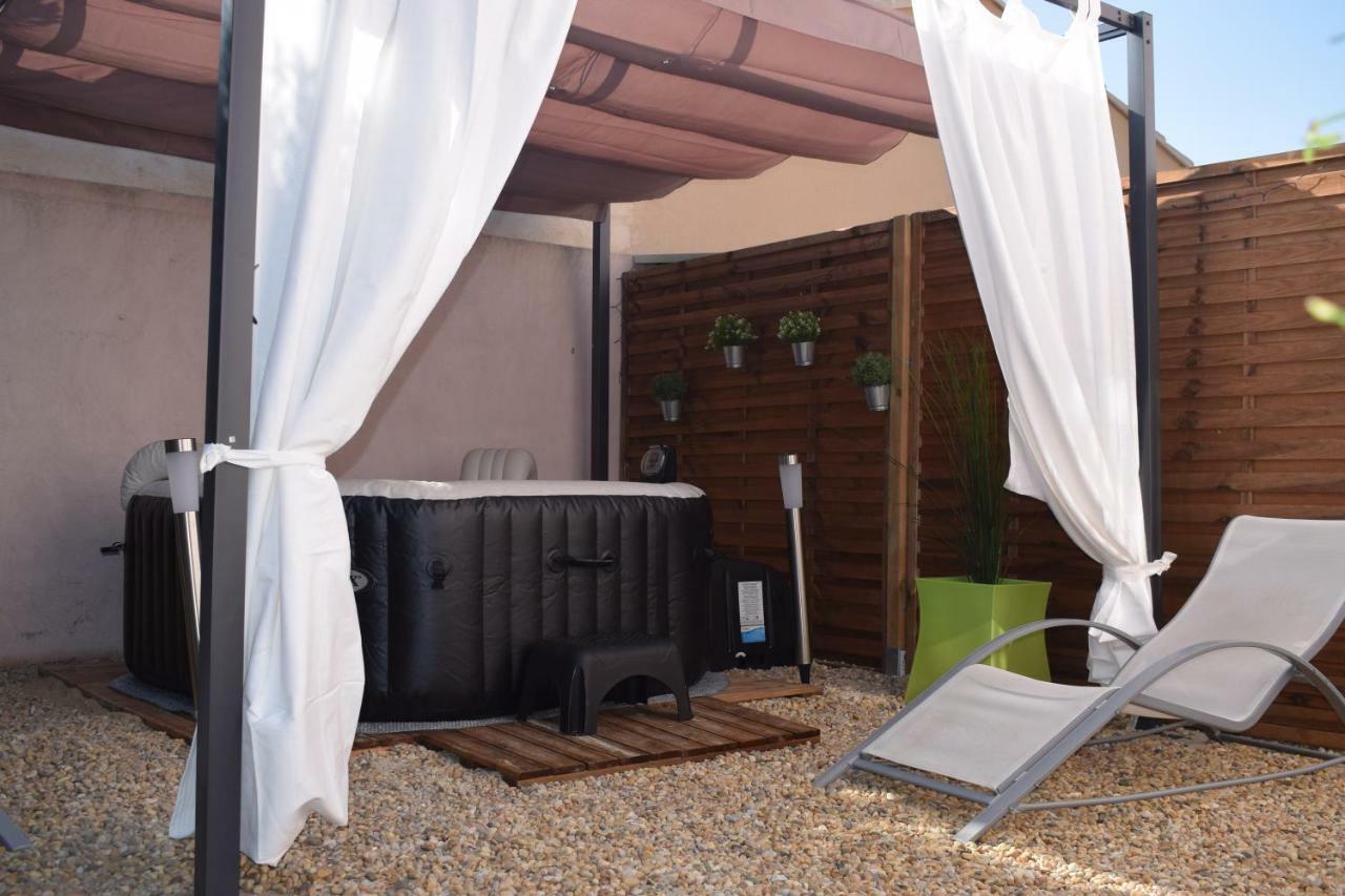 Apartment Loft Le Mistral Avec Exterieur En Saison