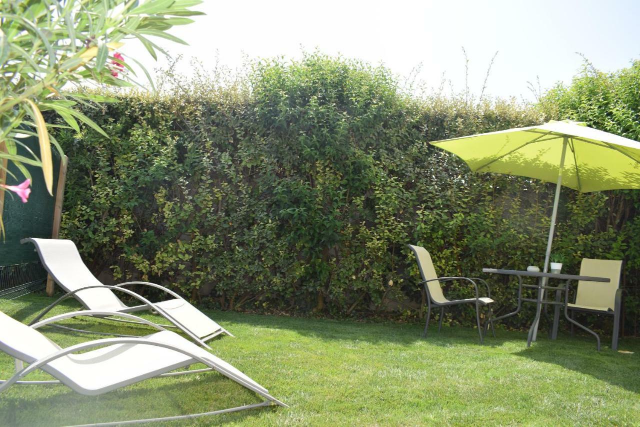 Apartment Loft Le Mistral Avec Exterieur En Saison Maillane